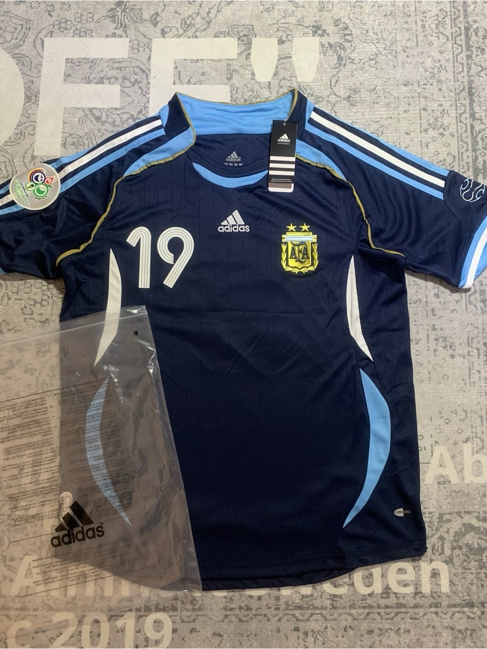 adidas Argentina Men's Soccer Jersey in Navy Light Blue White Messi Retro Medium